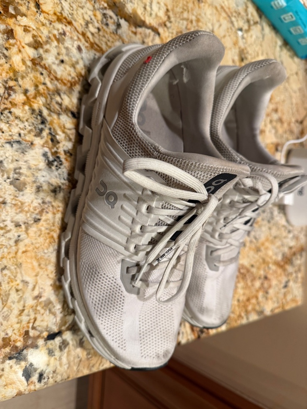 On Running Men's White/Light Gray Cloud Athletic Shoes